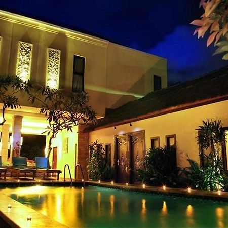Coco De Heaven House Hotell Jimbaran Exteriör bild