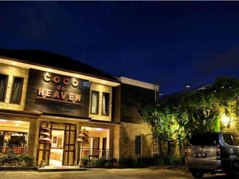 Coco De Heaven House Hotell Jimbaran Exteriör bild